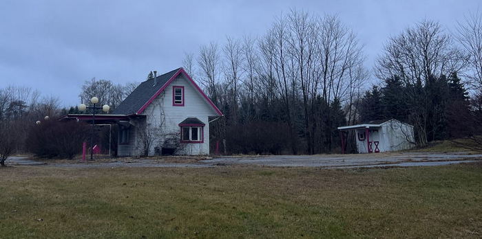 Coffee Express (Sandys Coffee Spot) - January 17 2023 Photo (newer photo)